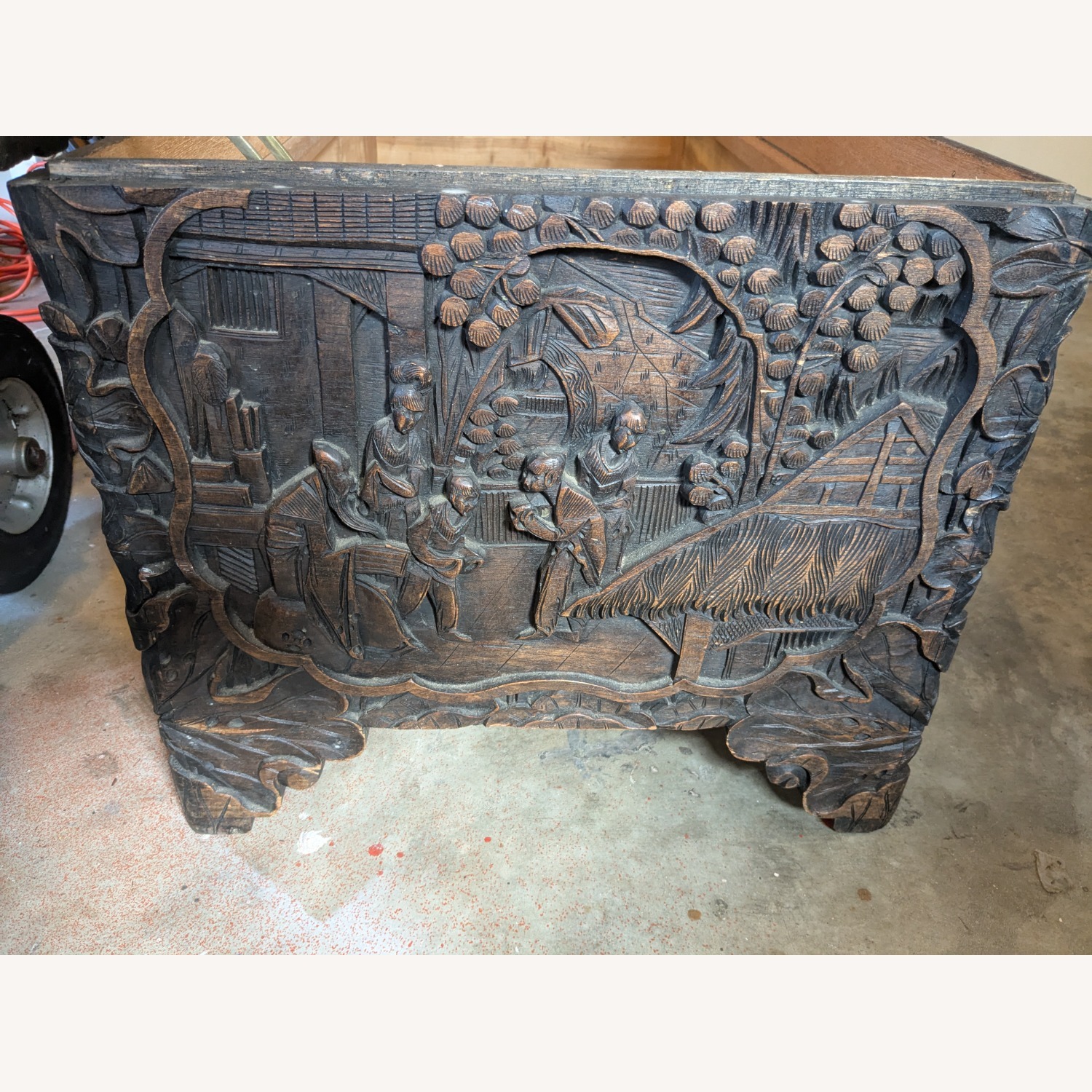 Vintage/Antique Finds Dark Brown Wood Chest - image-5