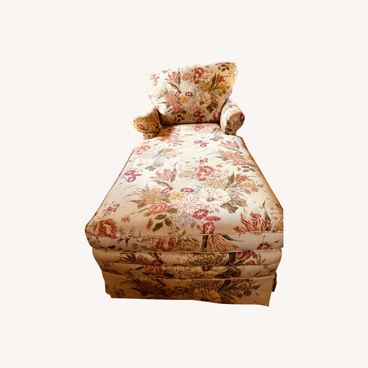 Vintage/Antique Finds Chaise Lounge - image-0