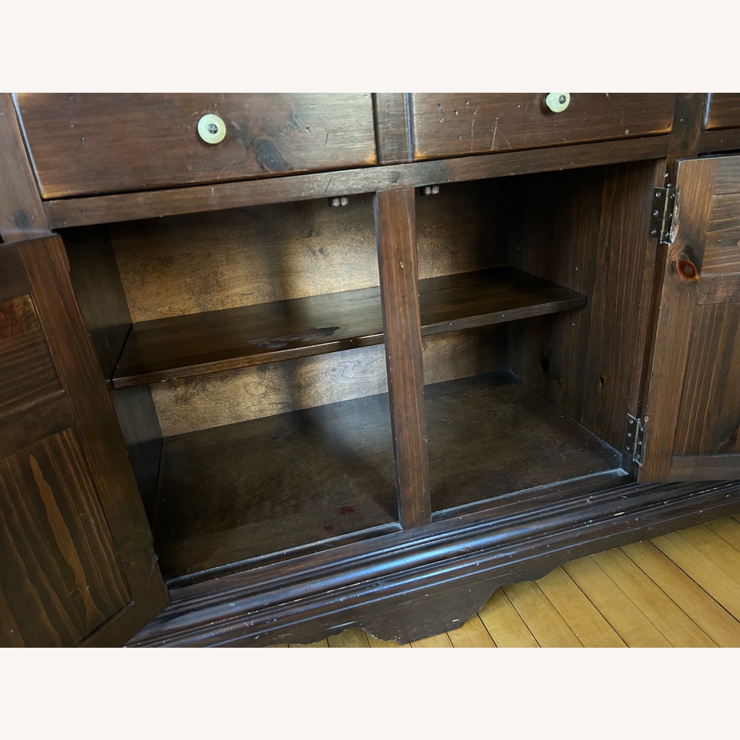 Ethan Allen Dining Room Buffet/Hutch - image-8