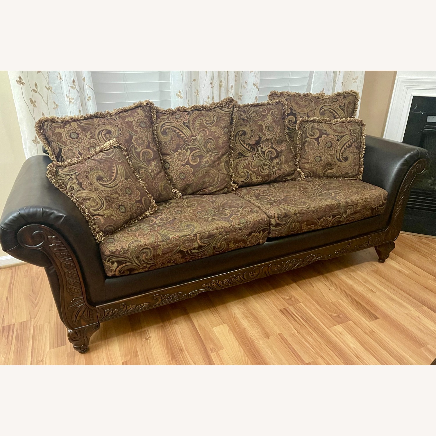 Contemporary Sofa - image-1