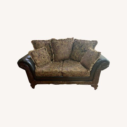 Used Contemporary Sofa for sale on AptDeco