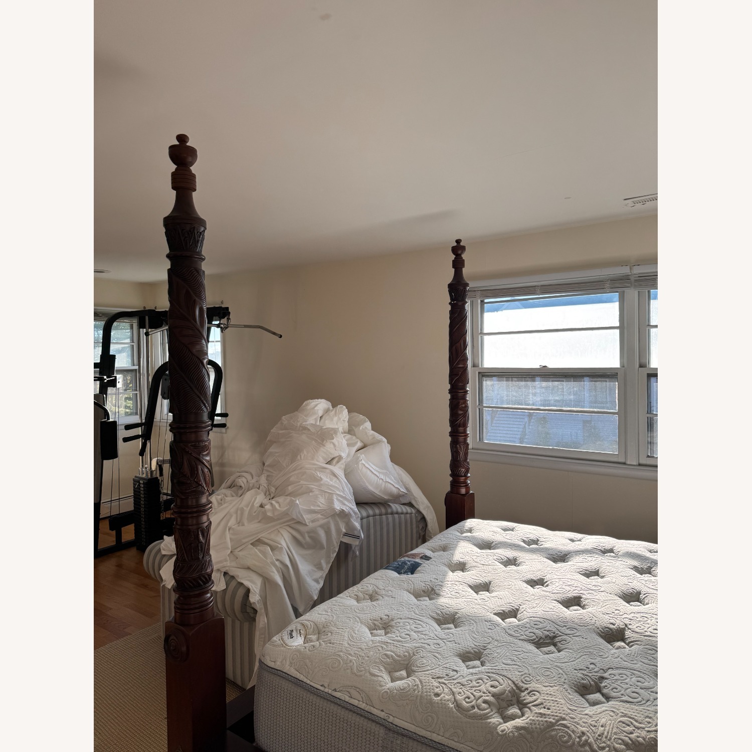 Back Sense Cloud Cushion White Fabric Queen Bed - image-3