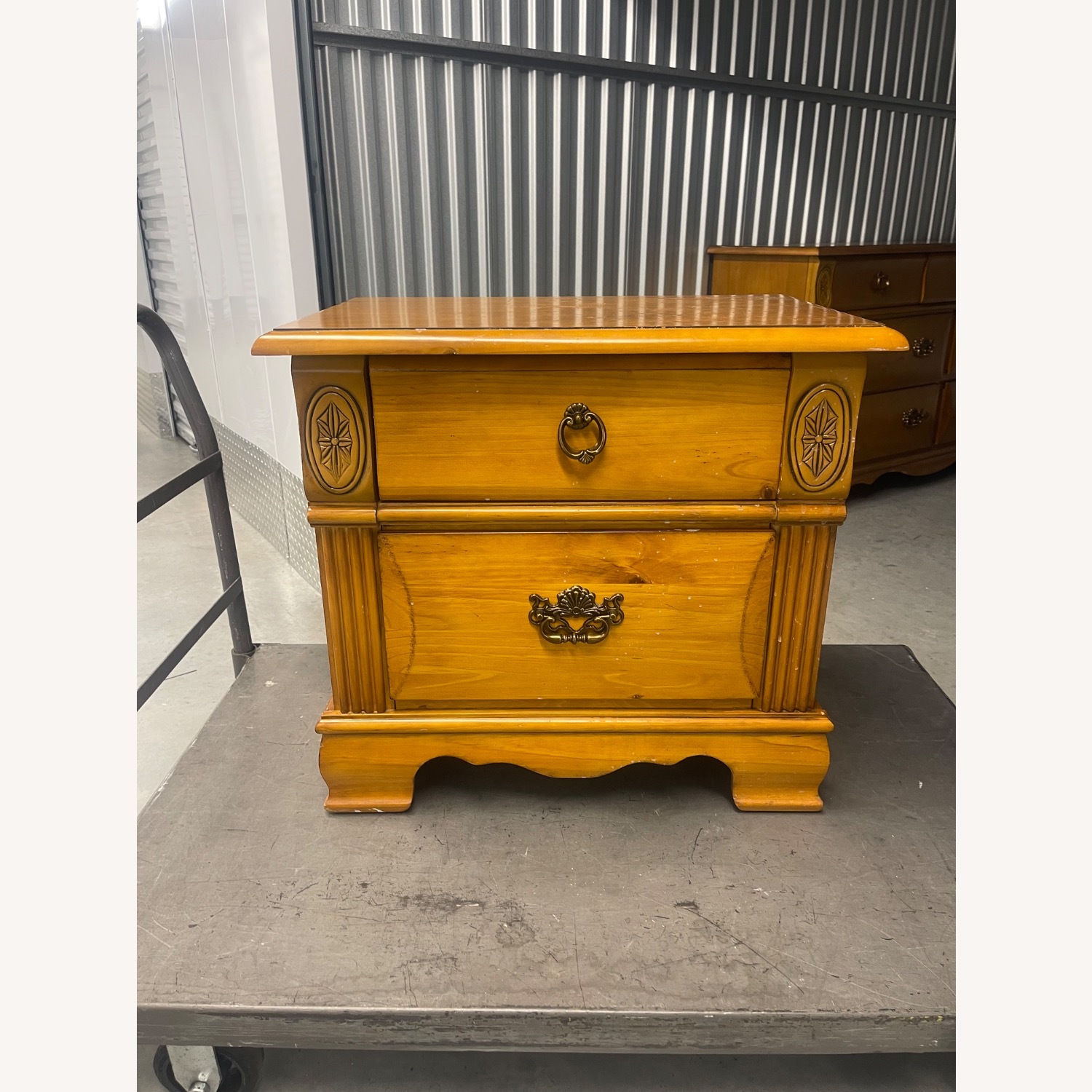 Light Brown Wood Queen Bed - image-5