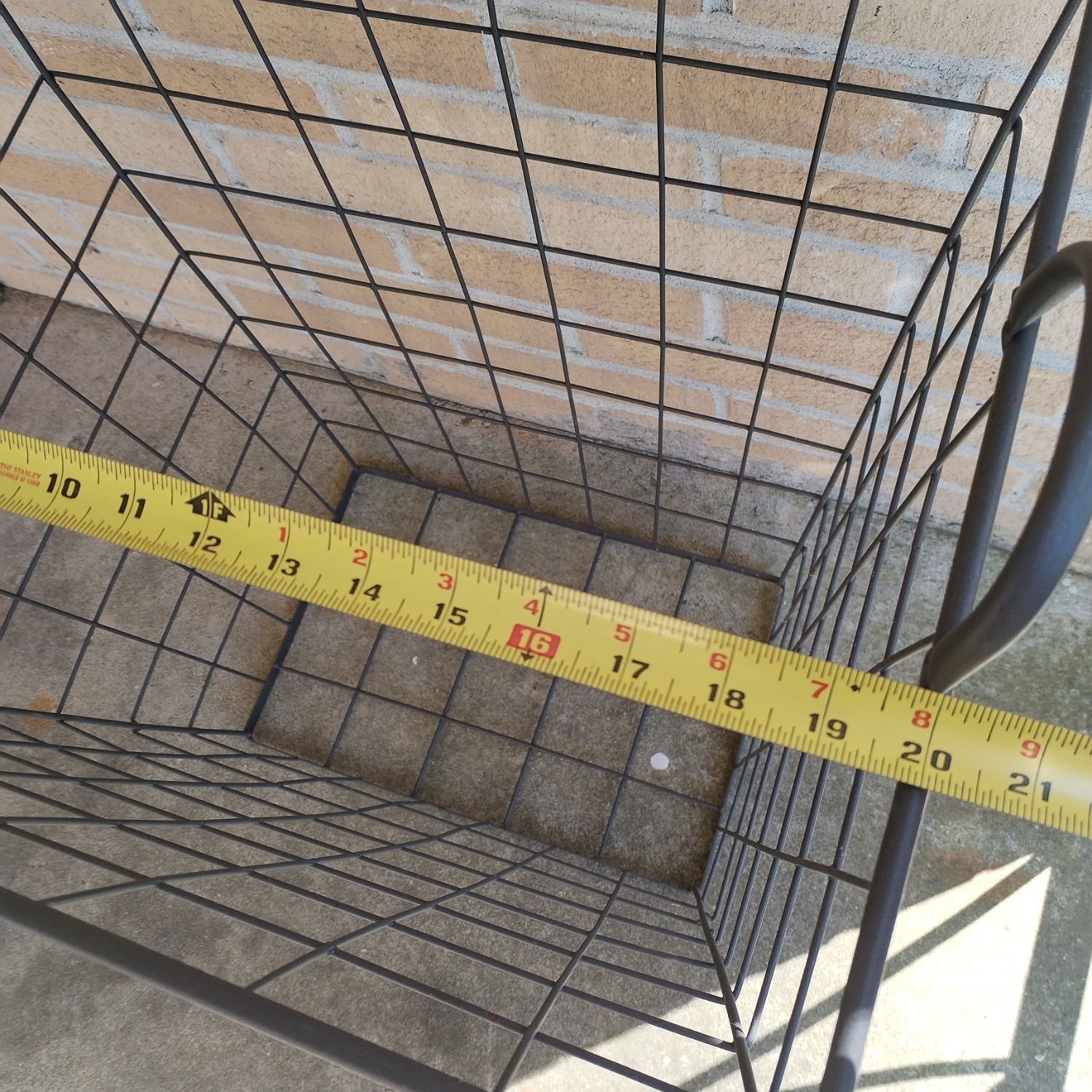 Heavy Duty Metal Basket Laundry - image-2