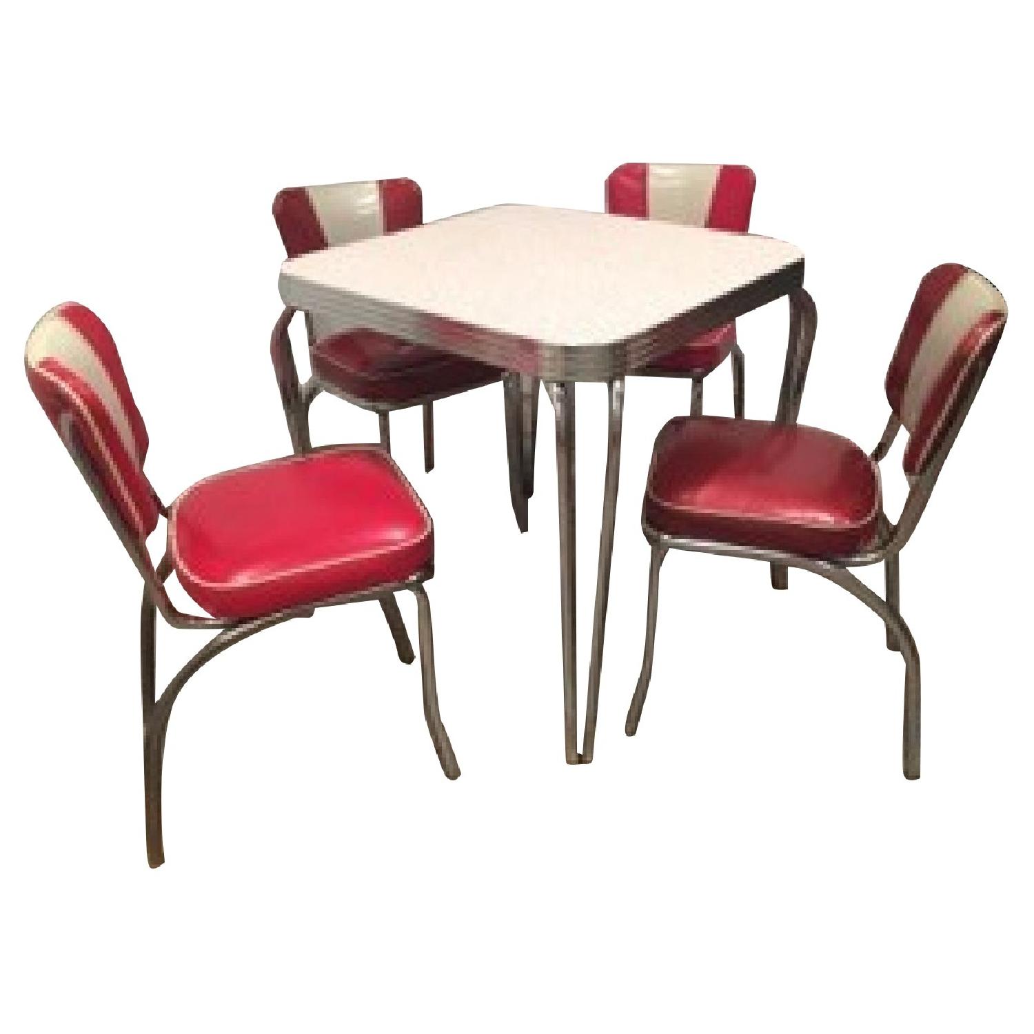 Retro Dining Table w/ 4 Chairs - AptDeco