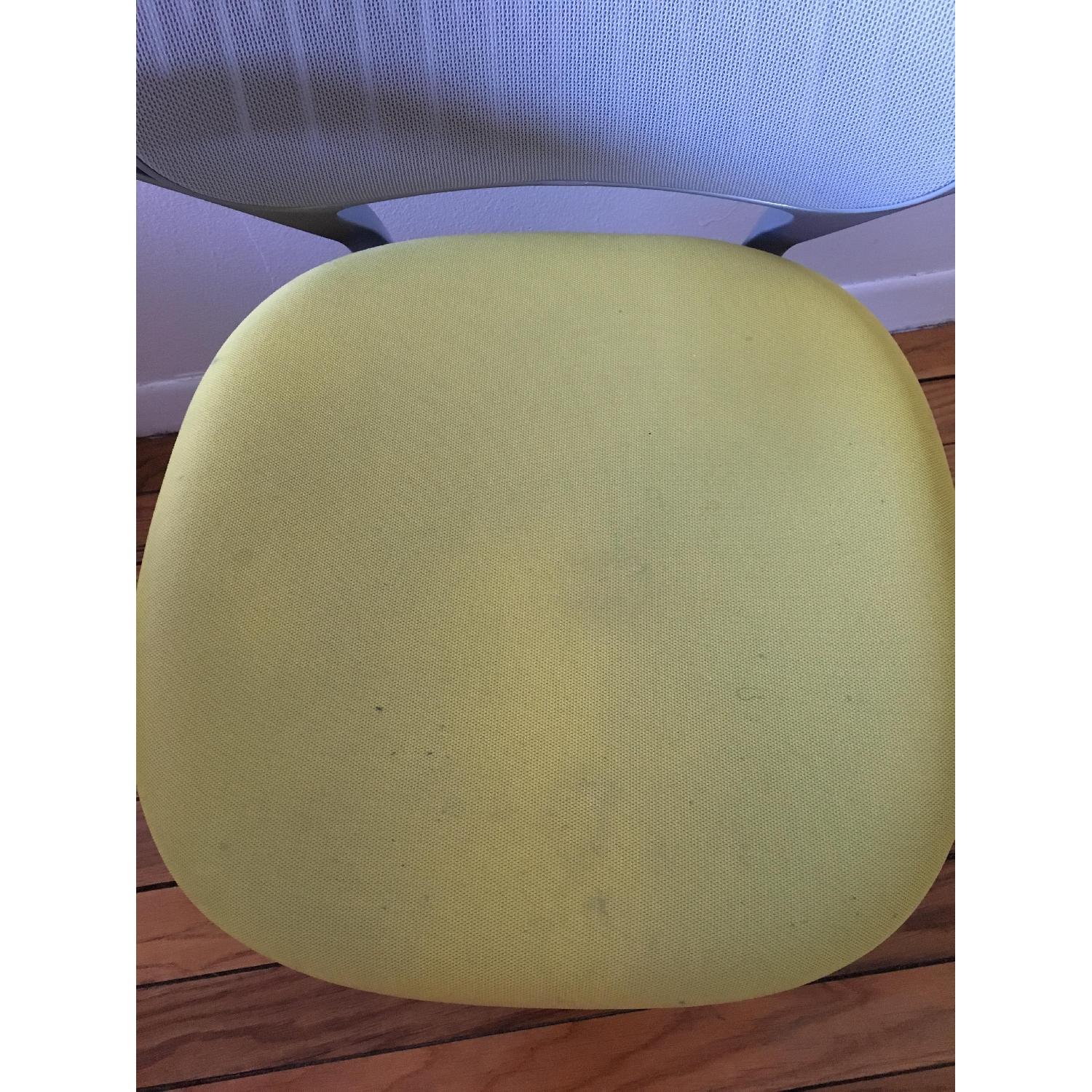 Steelcase Swivel Office Chair - image-2