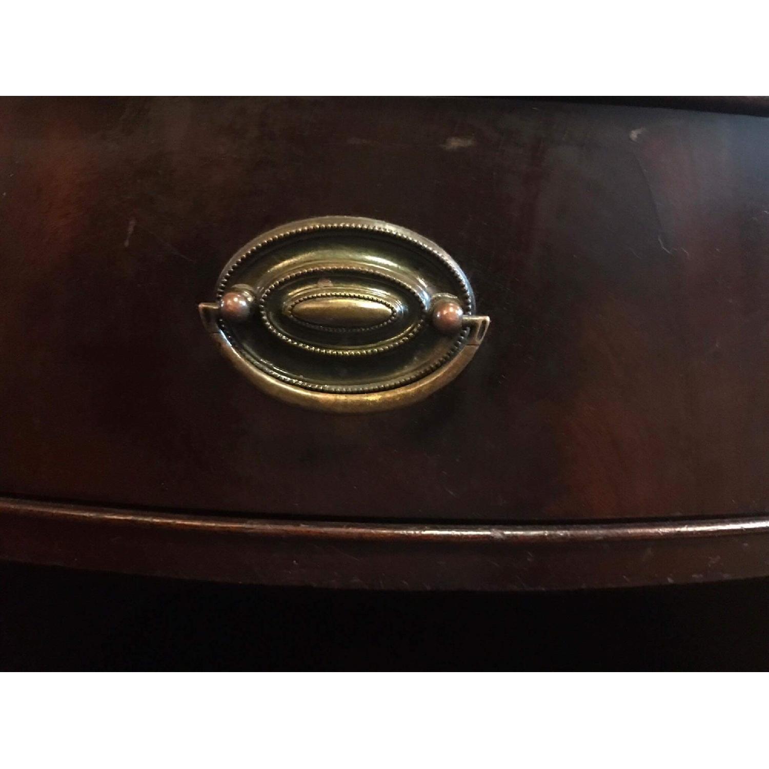 1930s Antique Northern Furniture Company Mahogany Nightstands - image-28