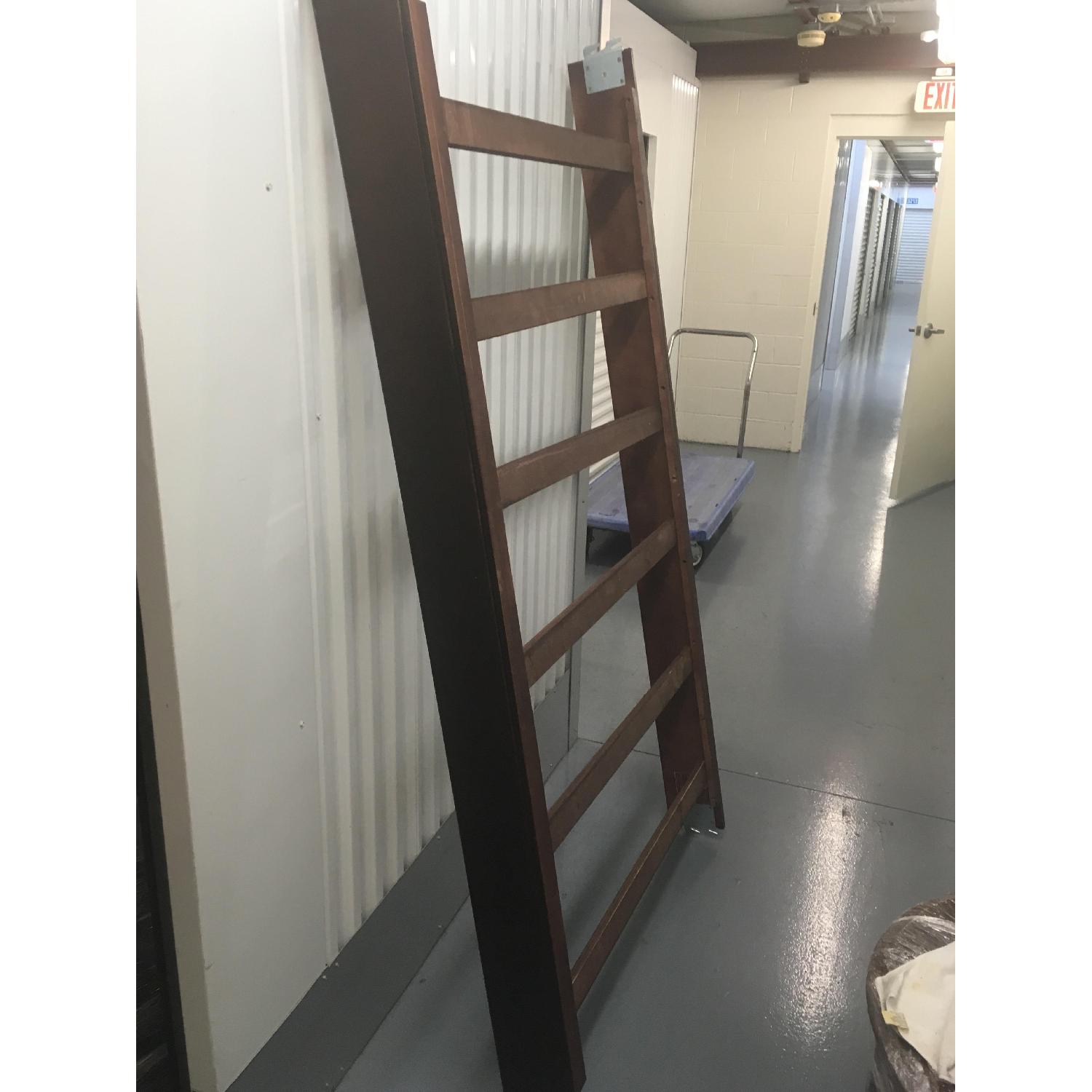 Havertys Youth Platform Sleigh Bed - image-2