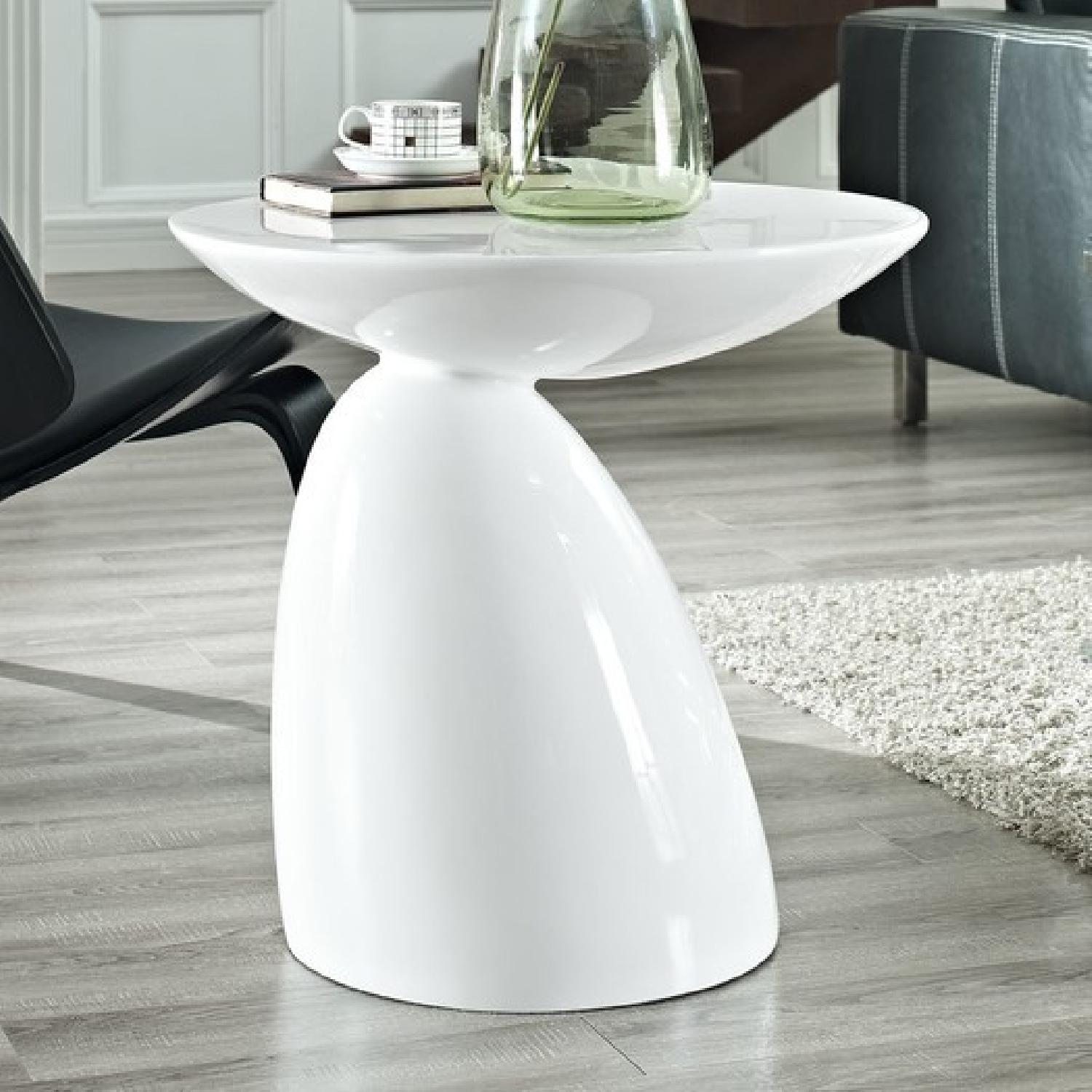 White Modern Wade Logan Jeffrey End Tables - image-3