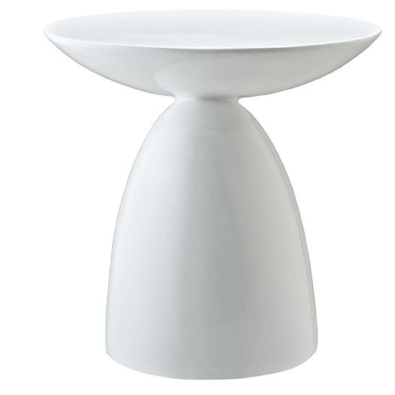 White Modern Wade Logan Jeffrey End Tables - image-4