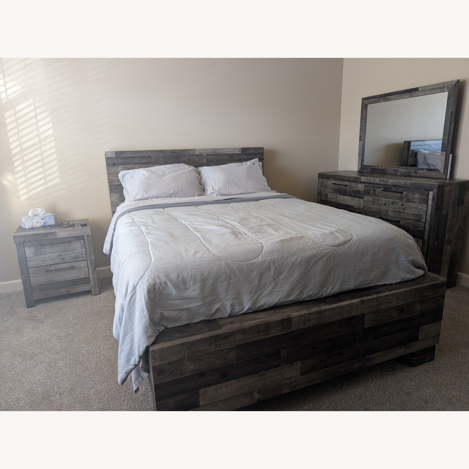 Bench Craft Dark Gray Wood Queen Bed - image-1