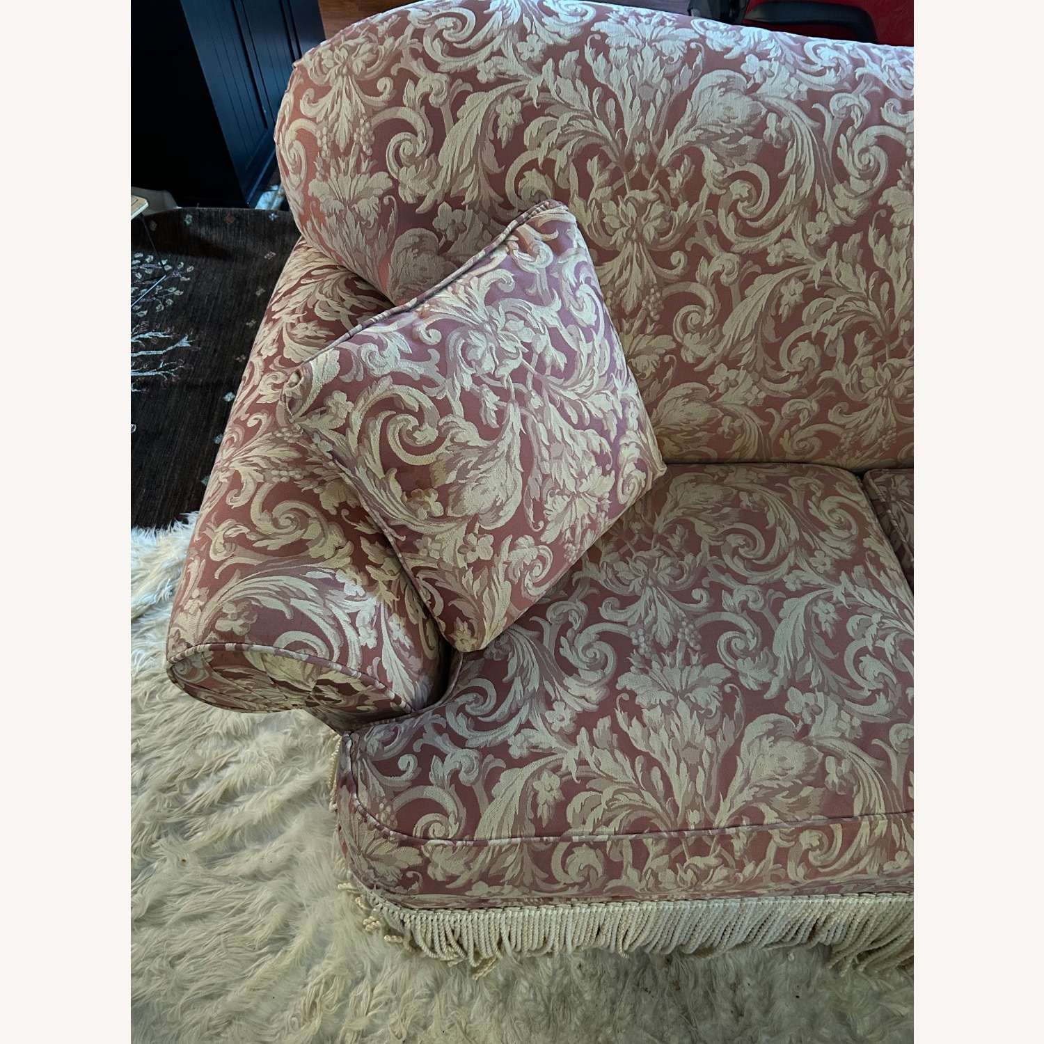 Ethan Allen Pink Fabric 2 Seater Sofa - image-5