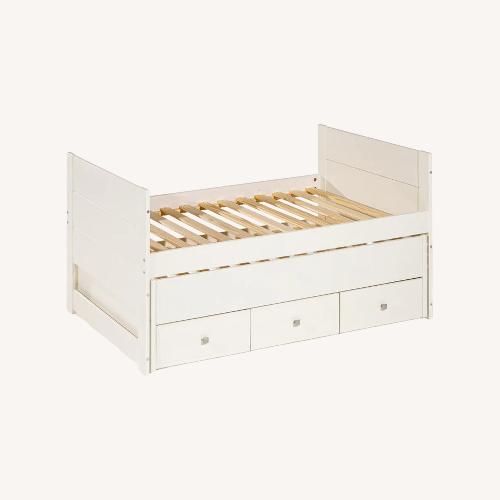 Used White Daybed for sale on AptDeco