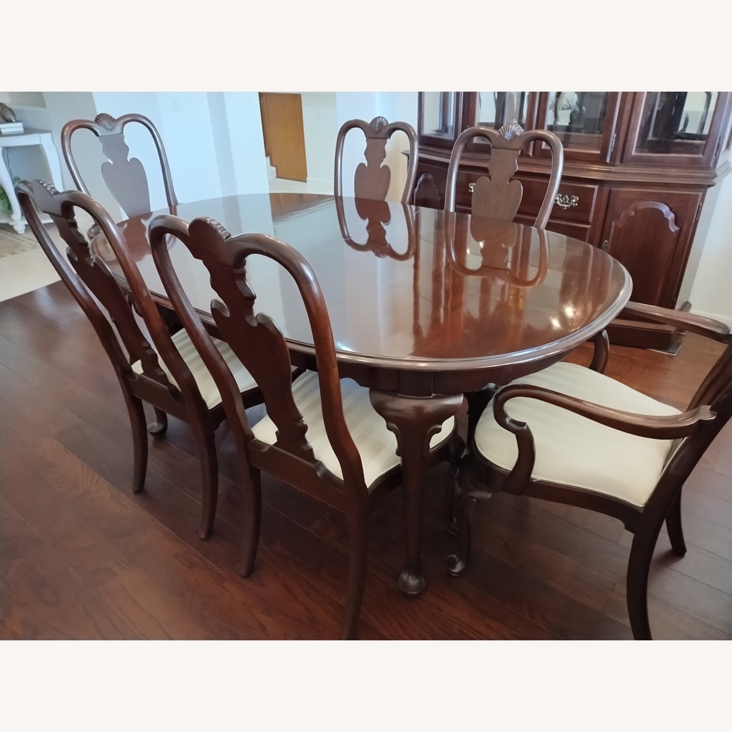 Ethan Allen Georgian Court Dining Room Table - image-0