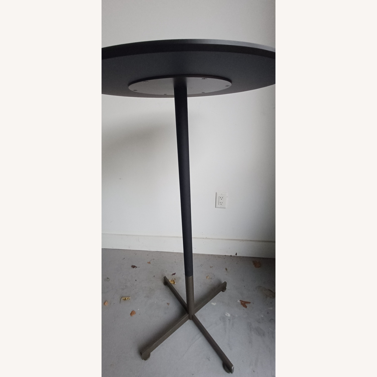 Poltrona Frau Black Metal Coffee Table - image-4