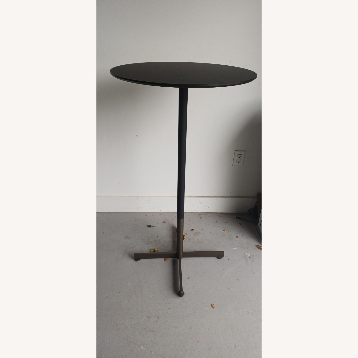 Poltrona Frau Black Metal Coffee Table - image-1