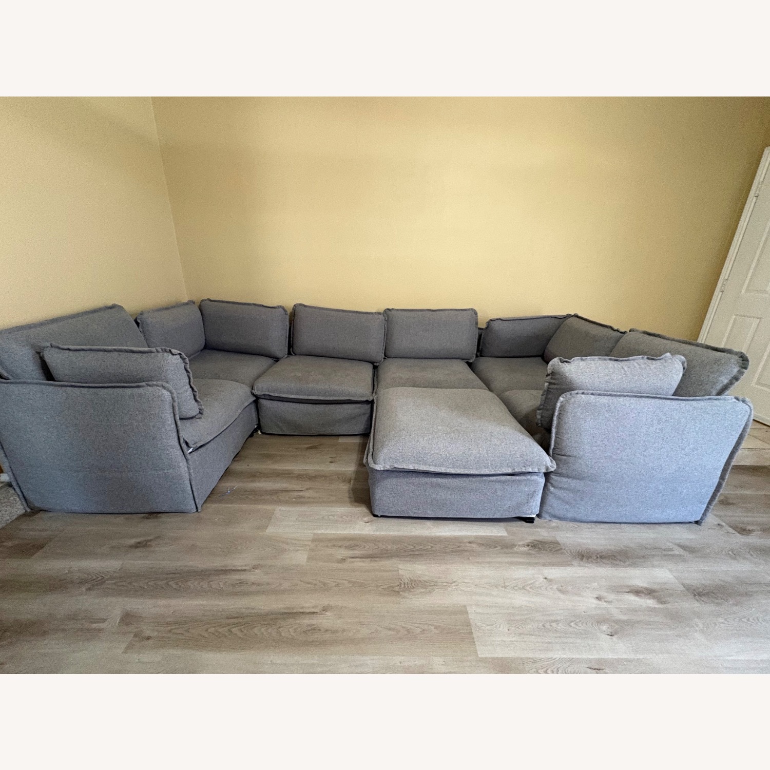 Modular Washable 6-seater U-sectional + Ottoman - image-2
