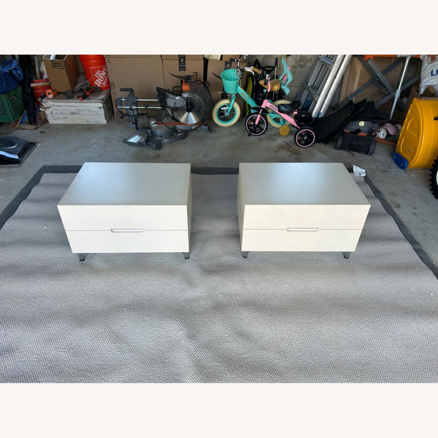 Pair of Mid-Century Modern Light Wood Nightstands - image-5