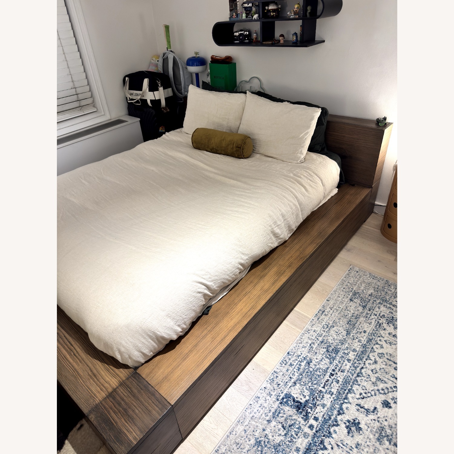 Wade Logan Marchetti Dark Brown Queen Bed - Wood - image-2