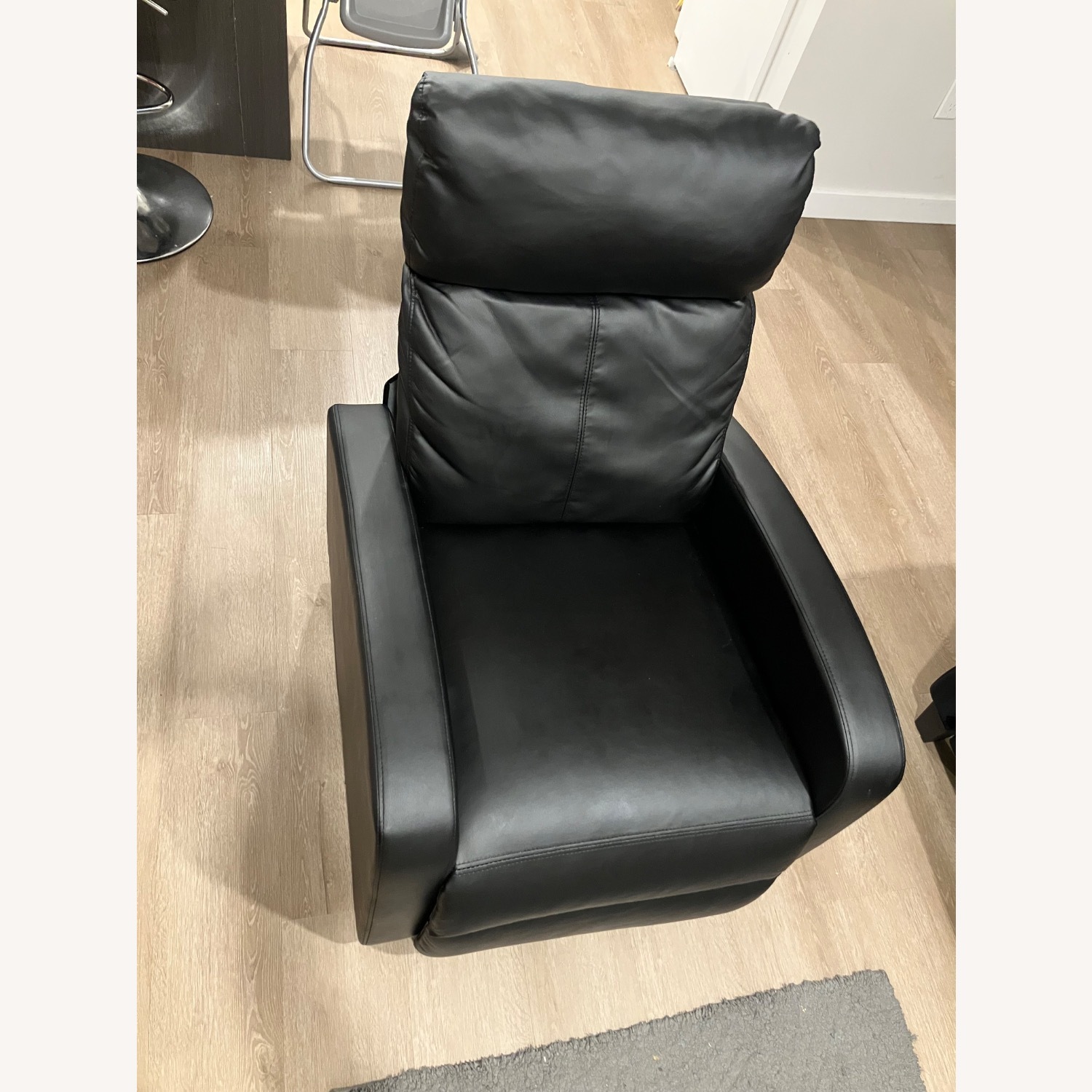 Modern Black Fabric Recliner - image-1