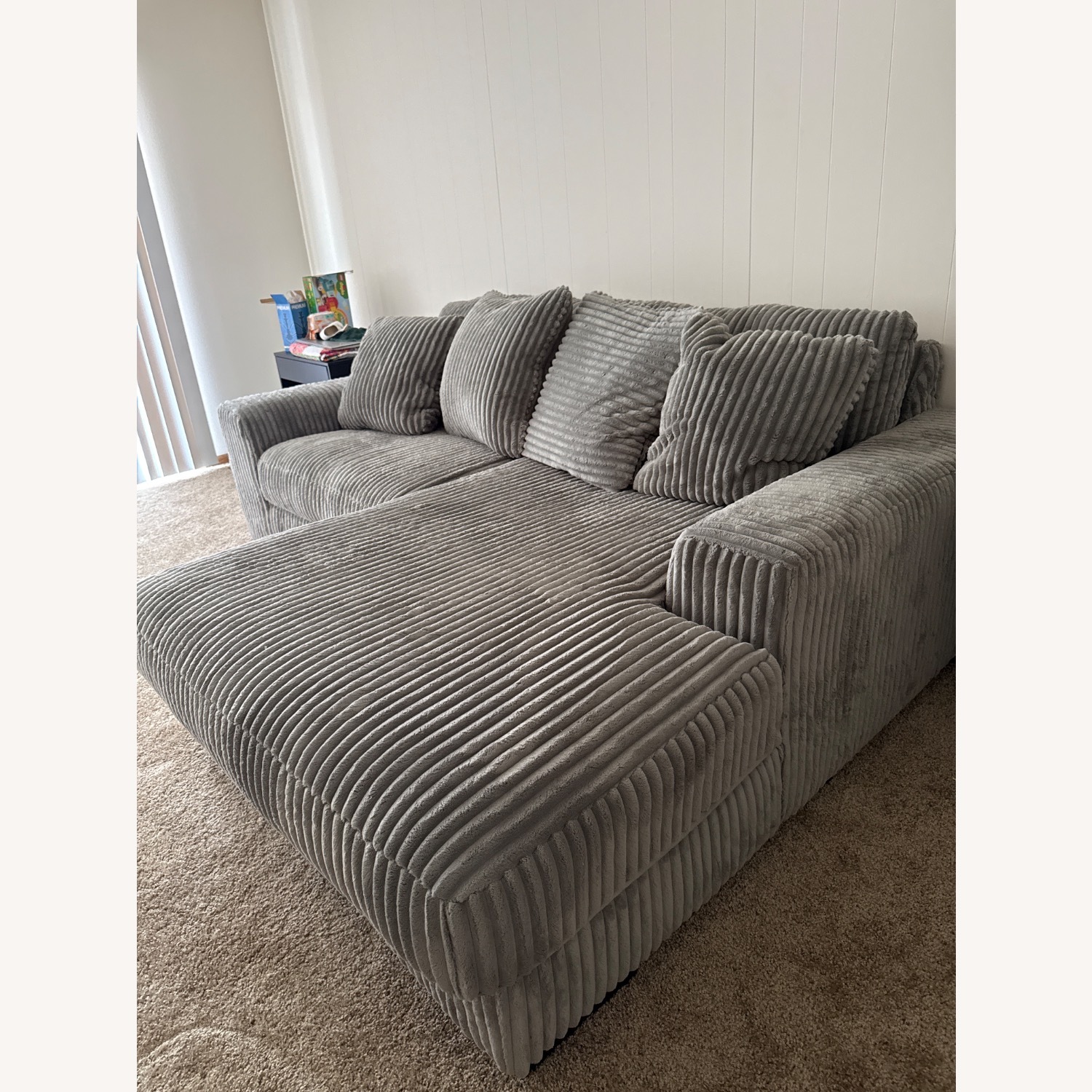 Ashley Furniture Lindyn Light Gray 2 Piece Sectional - image-4