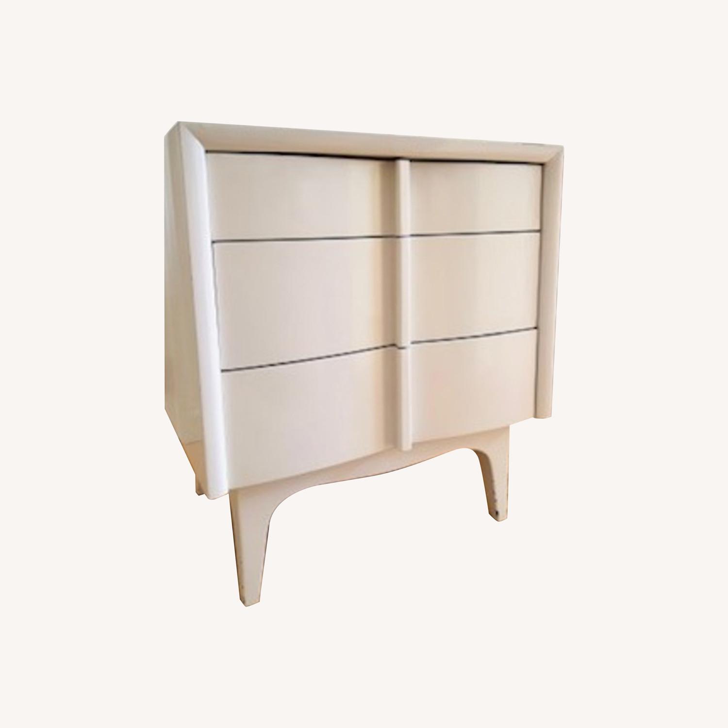 Mid Century Modern Dresser - image-0