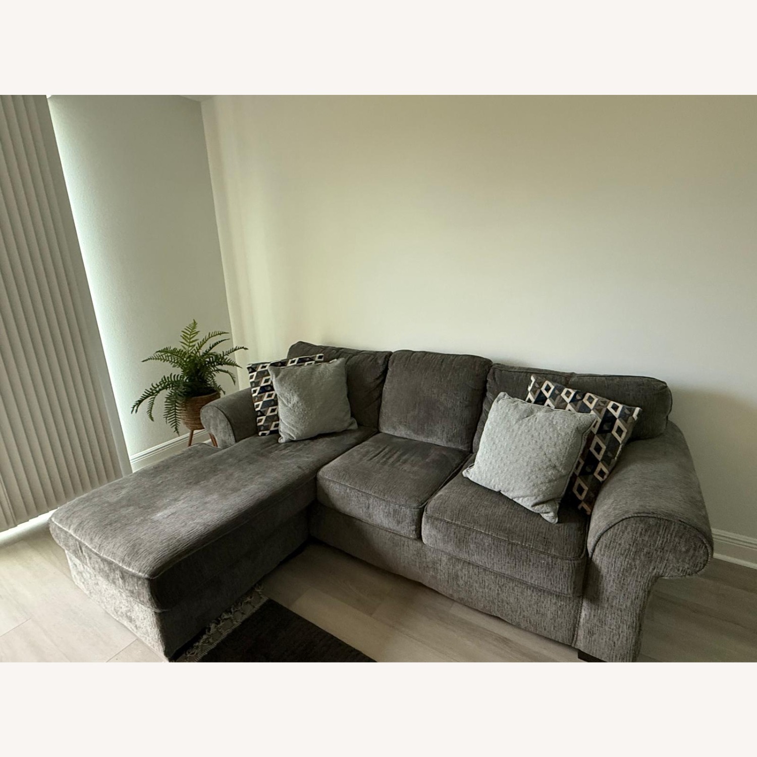 2 Piece Sectional - image-1