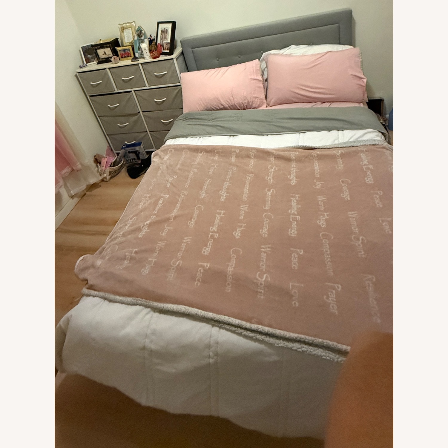 Light Gray Wood Full Bed - image-3