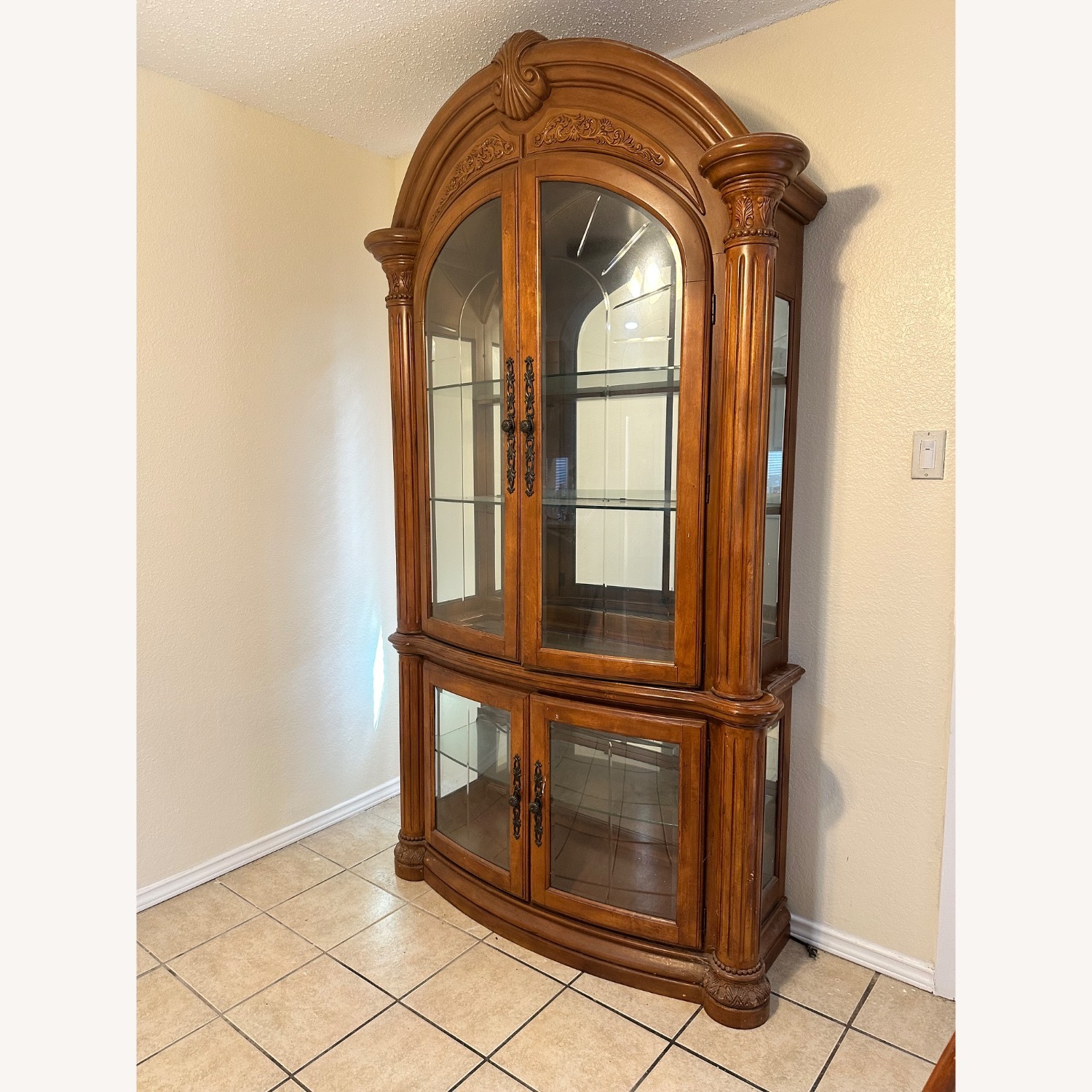 Aico Furniture Monte Carlo Pecan Curio - image-2