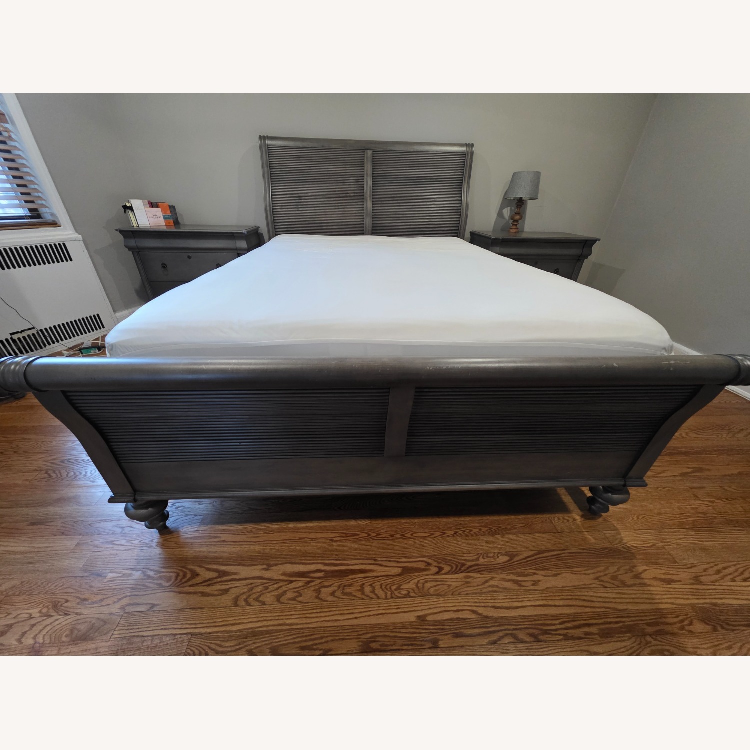 Ethan Allen Kingston Dark Gray Wood Queen Bed - image-1