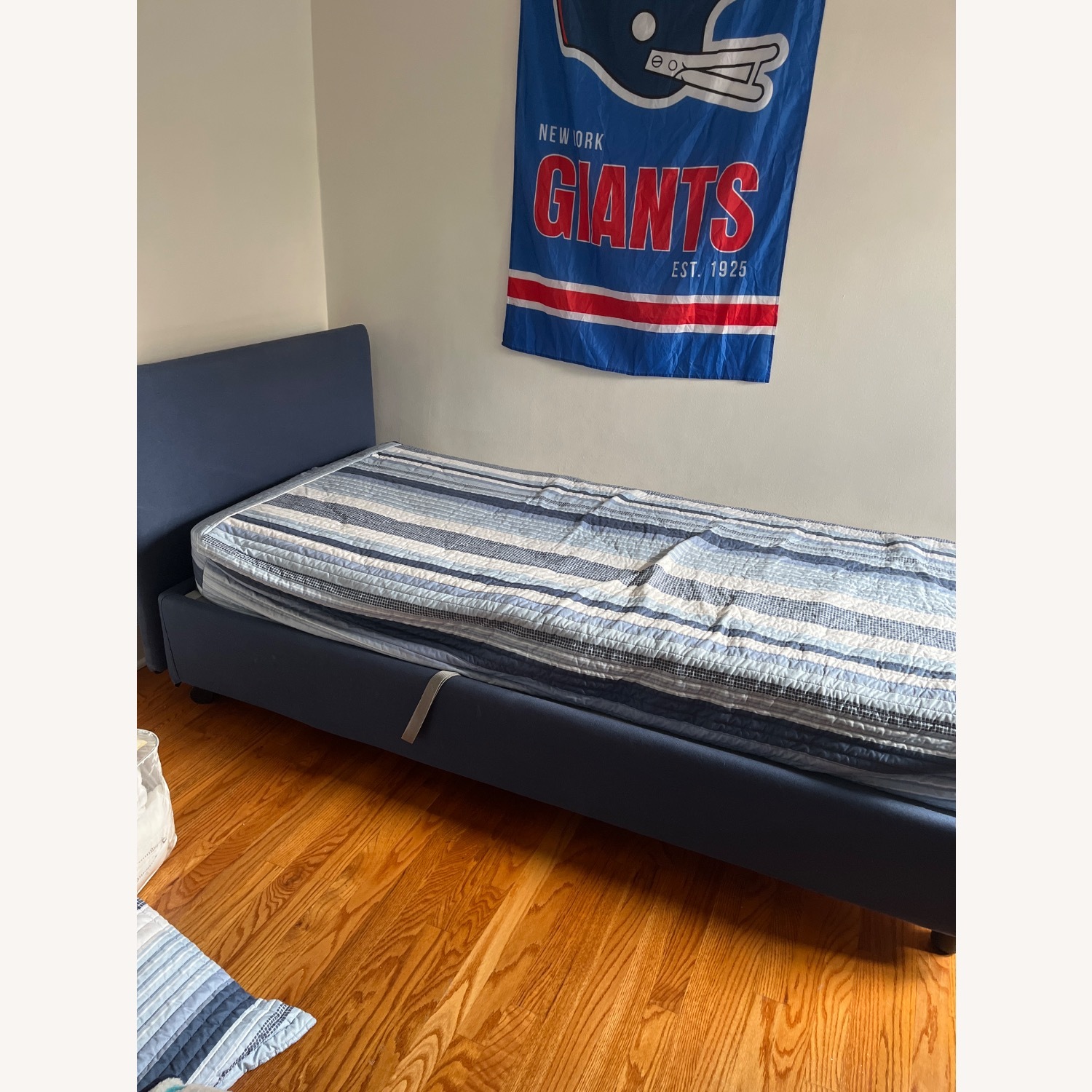 Flou Notturno Navy Blue Fabric Twin XL Bed - image-2