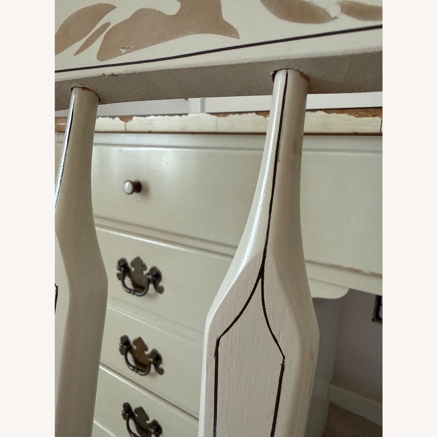 Ethan Allen American Carved White Desk - image-7