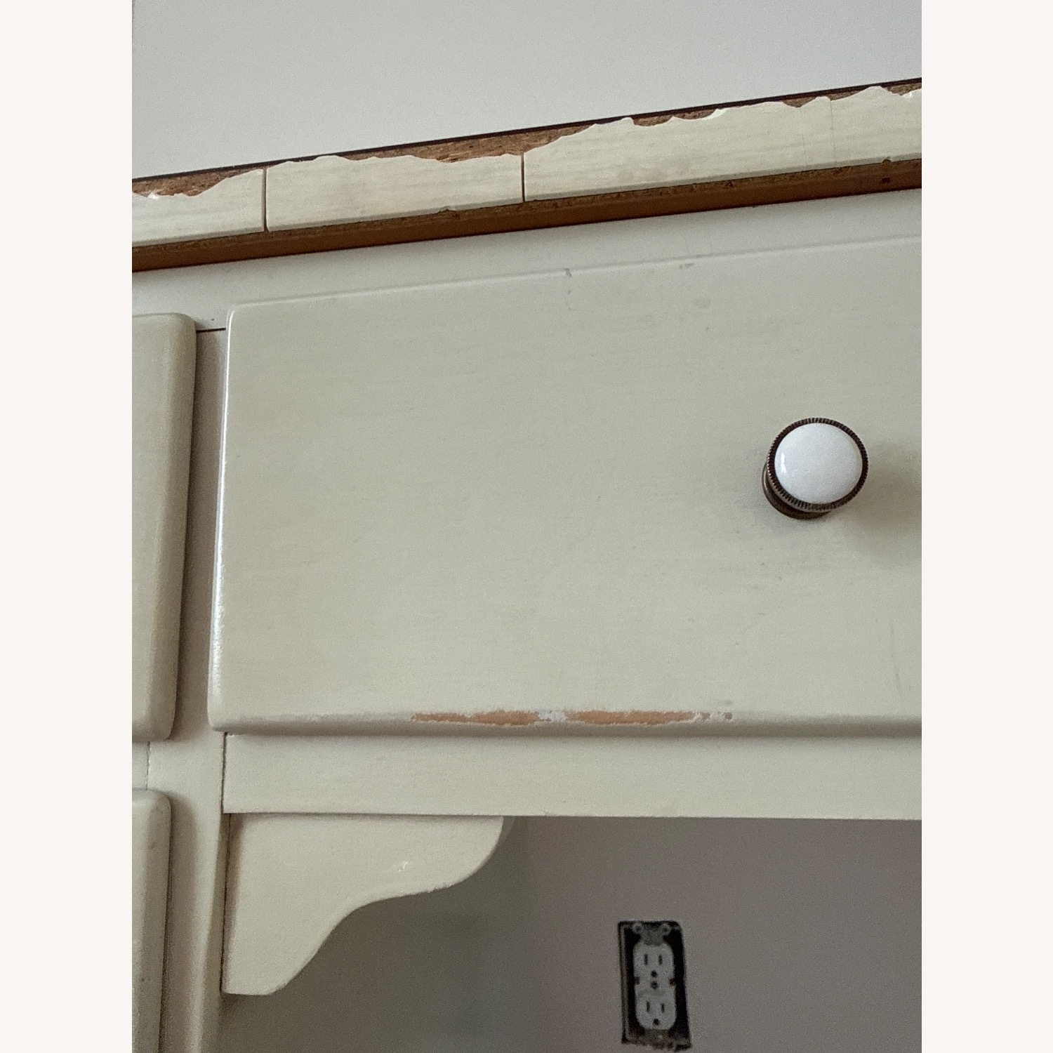 Ethan Allen American Carved White Desk - image-5