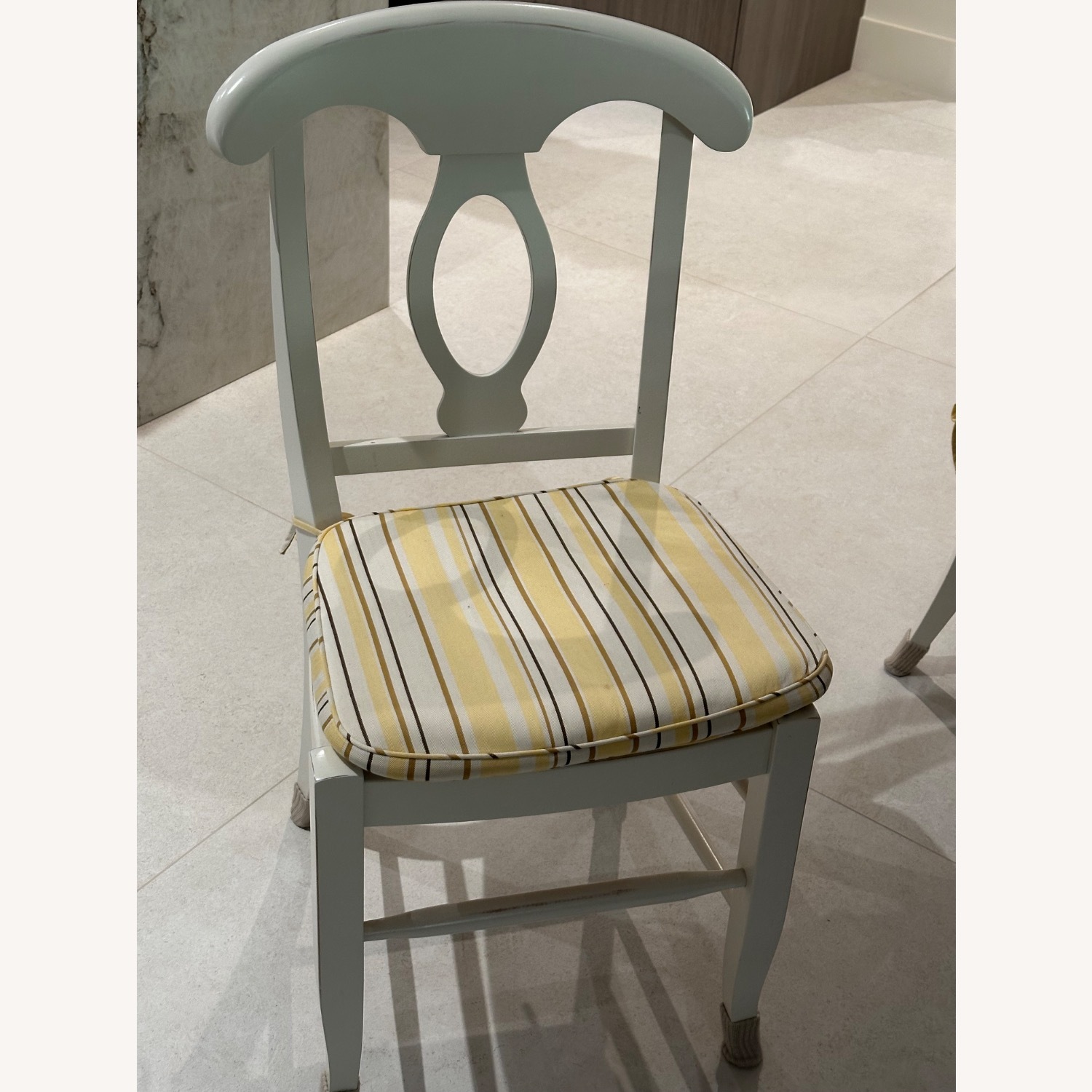 Pottery Barn Wood Table + 6 Chairs - image-4