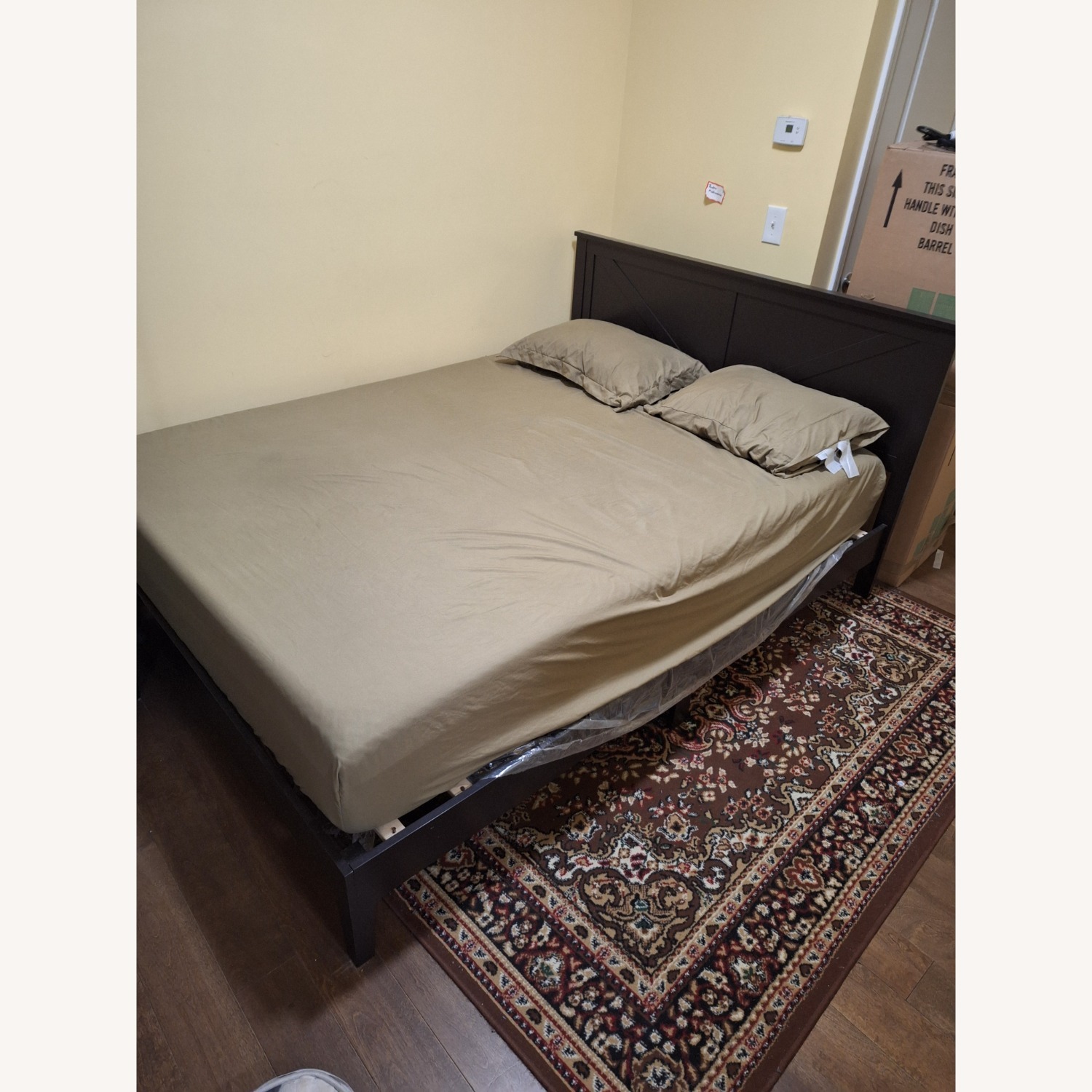 Yaheeteech Queen Size Bed - image-2
