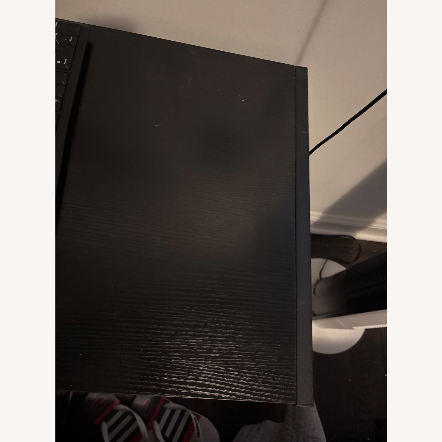Black Desk - image-3