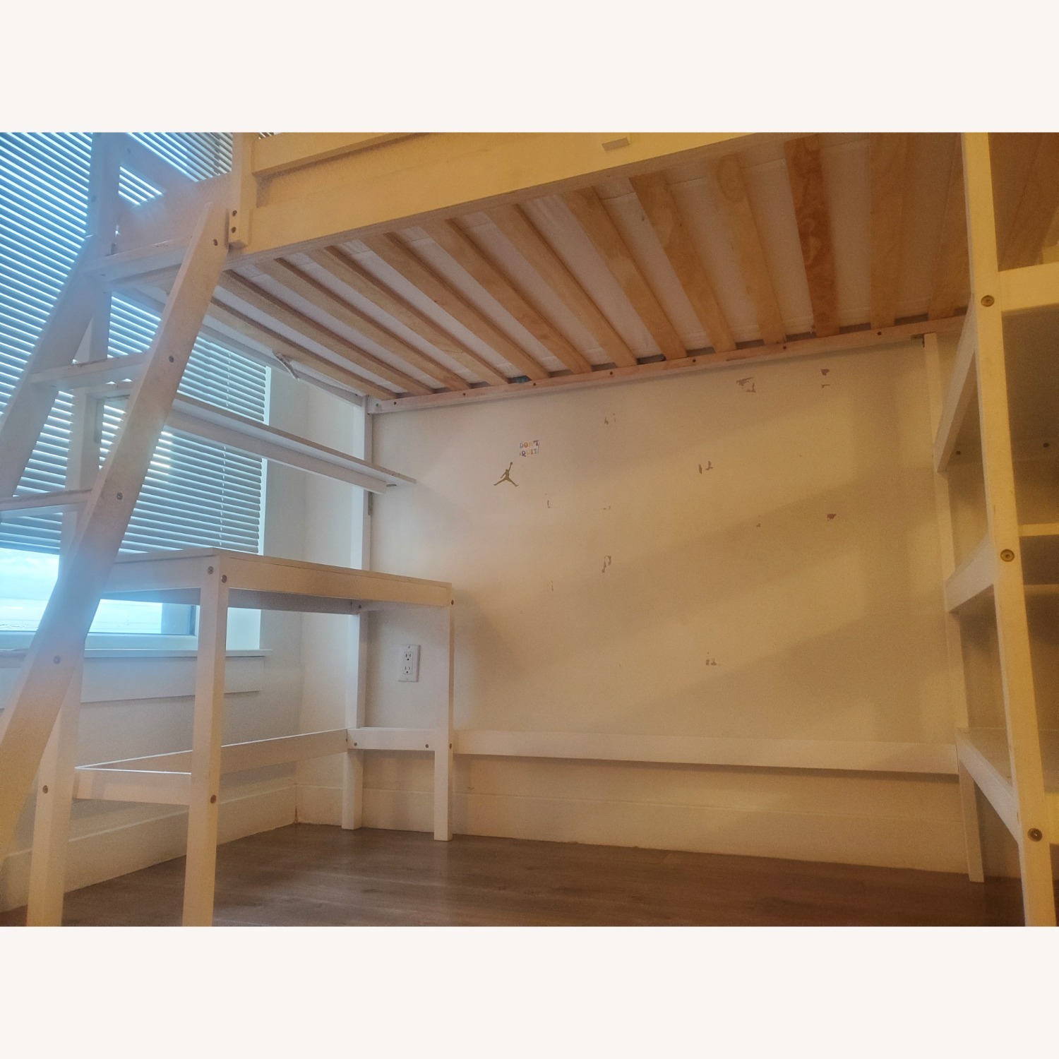 Amazon White Wood Bunk Bed - image-10