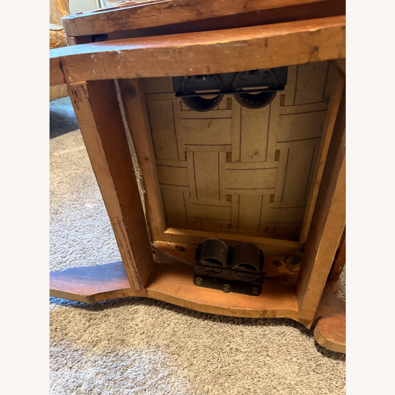 Vintage/Antique Finds Armchair - image-4