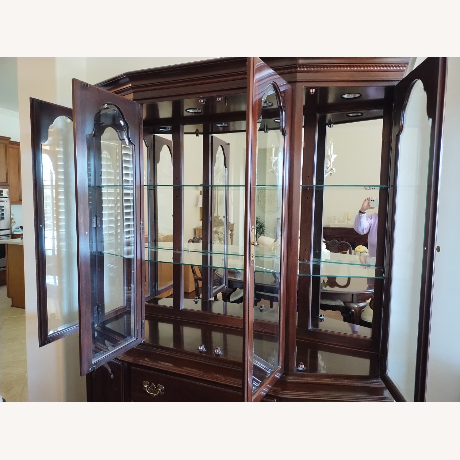 Ethan Allen Georgian Court China Cabinet - image-6