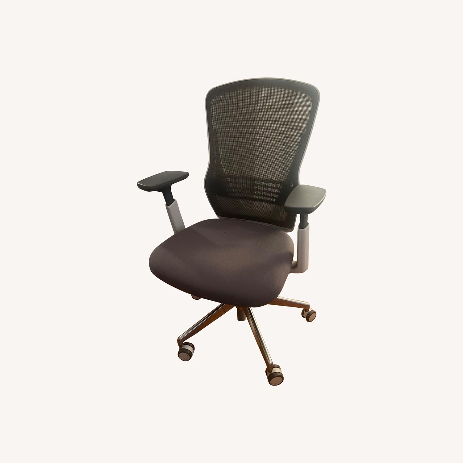 Staples Ergonomic Light Gray Office Chair - image-0