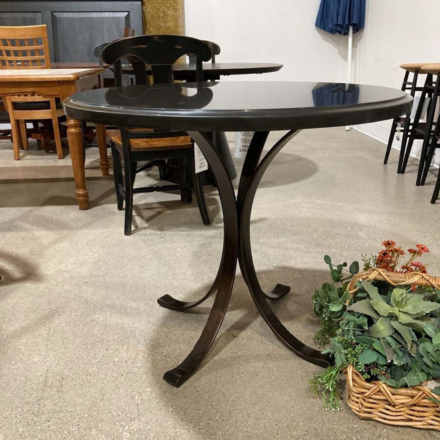 Metal Base Tulip W Granite Top Dining Table - image-3