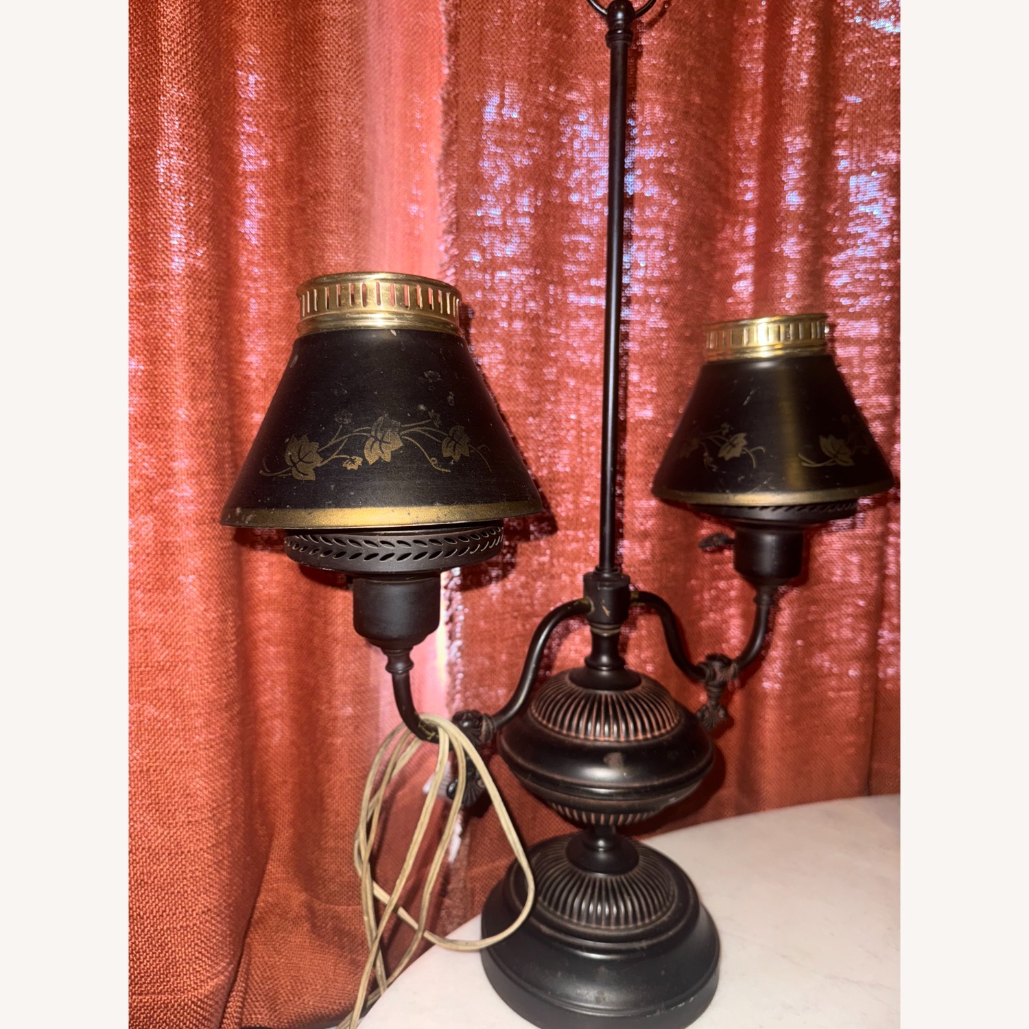 Antique Table Lamp With Floral Design - image-4