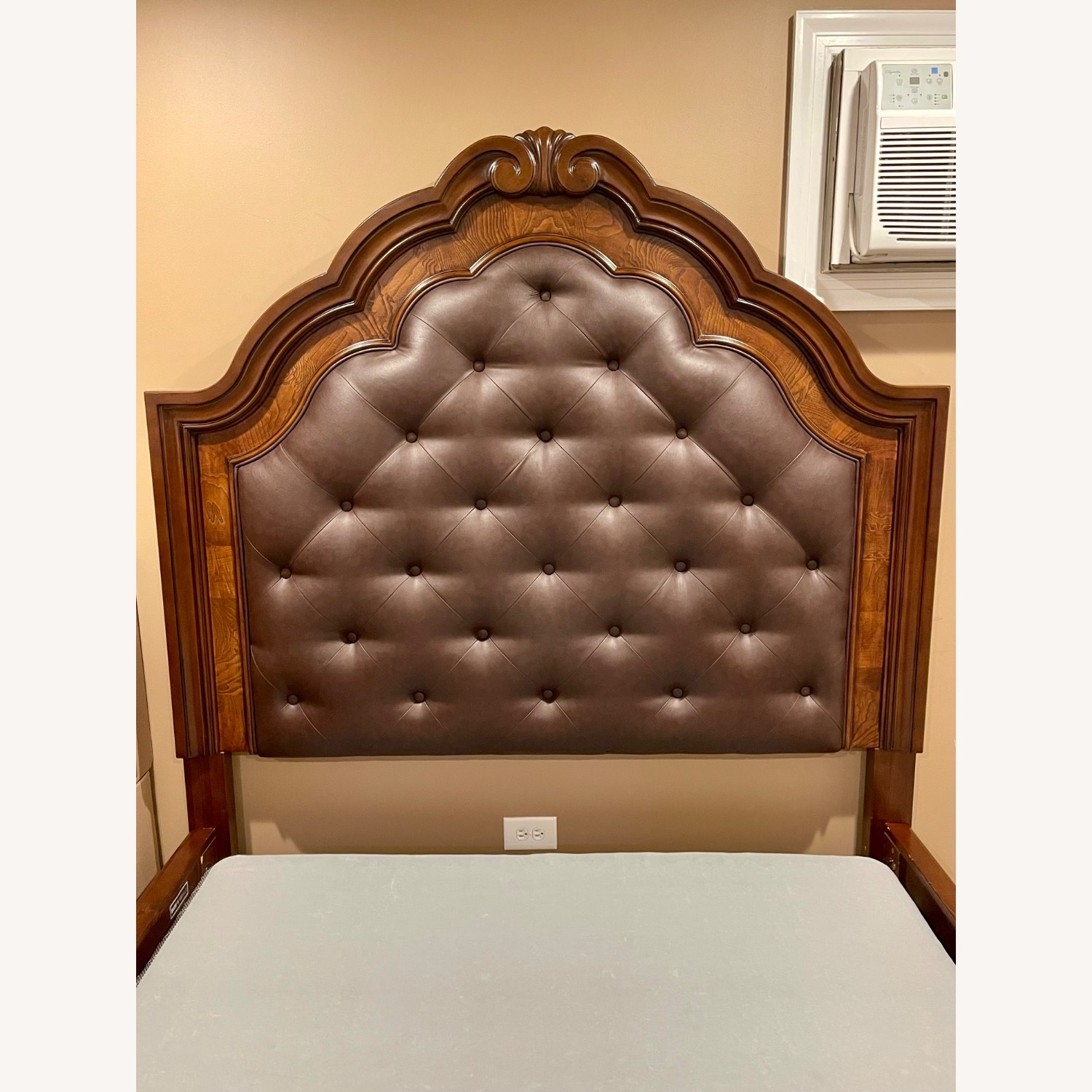 Ashley Furniture Dark Brown Wood Queen Bed - image-4