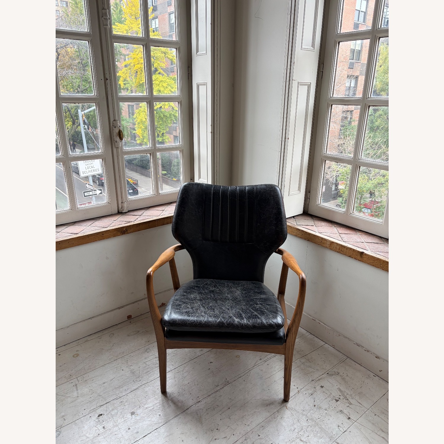 Vintage/Antique Finds Black Leather Armchair - image-3