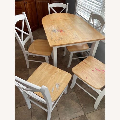 Used White Wood Dining Table for sale on AptDeco