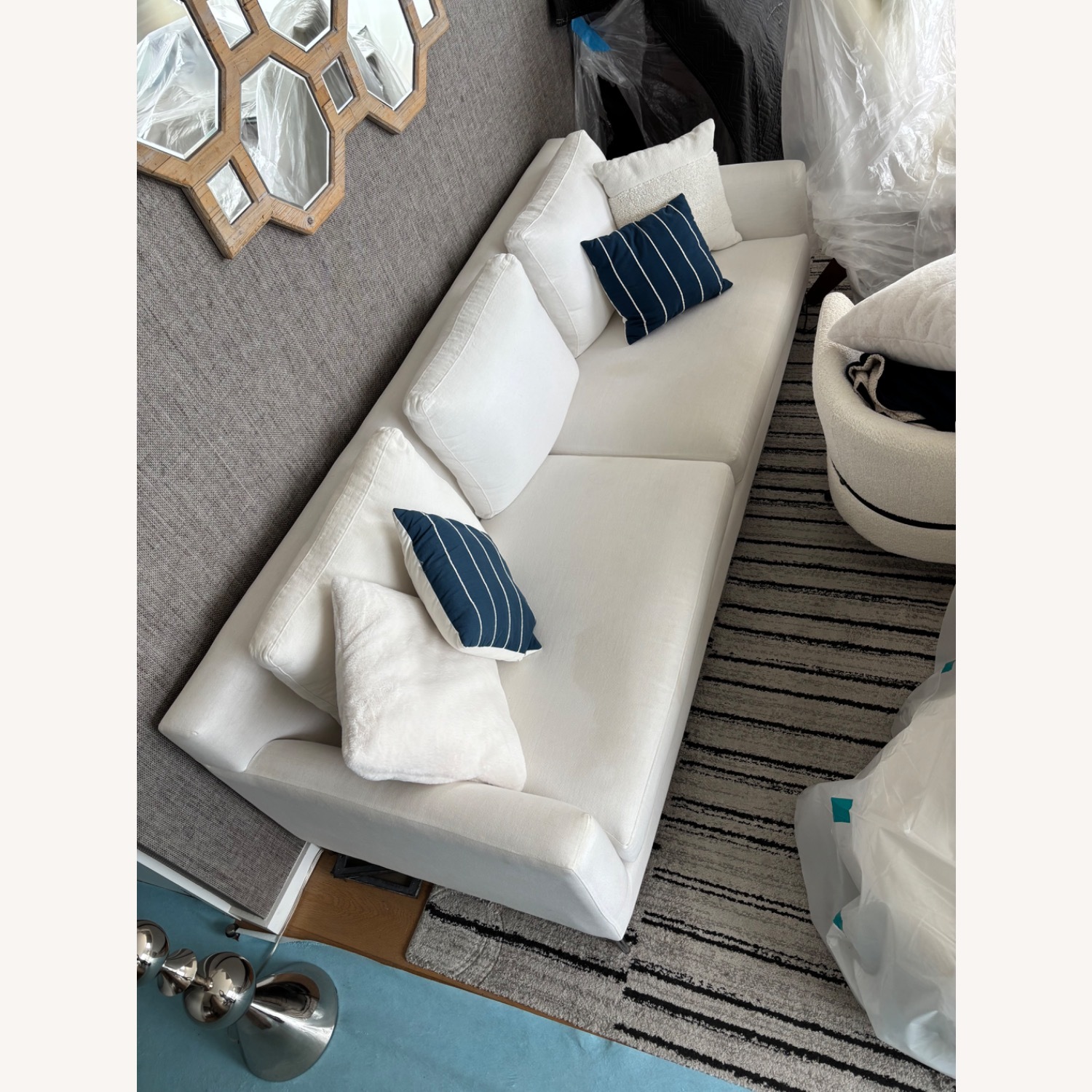 Diamond Sofa White Linen Seattle Style - image-3