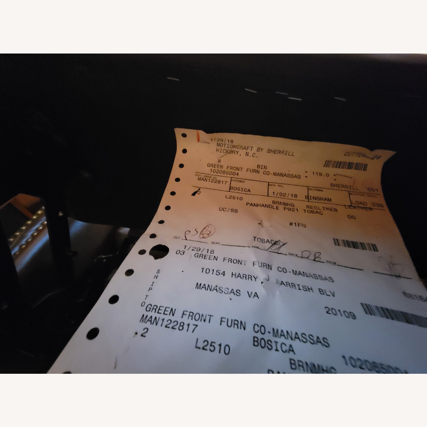 Motioncraft By Sherrill Leather Recliner - image-7