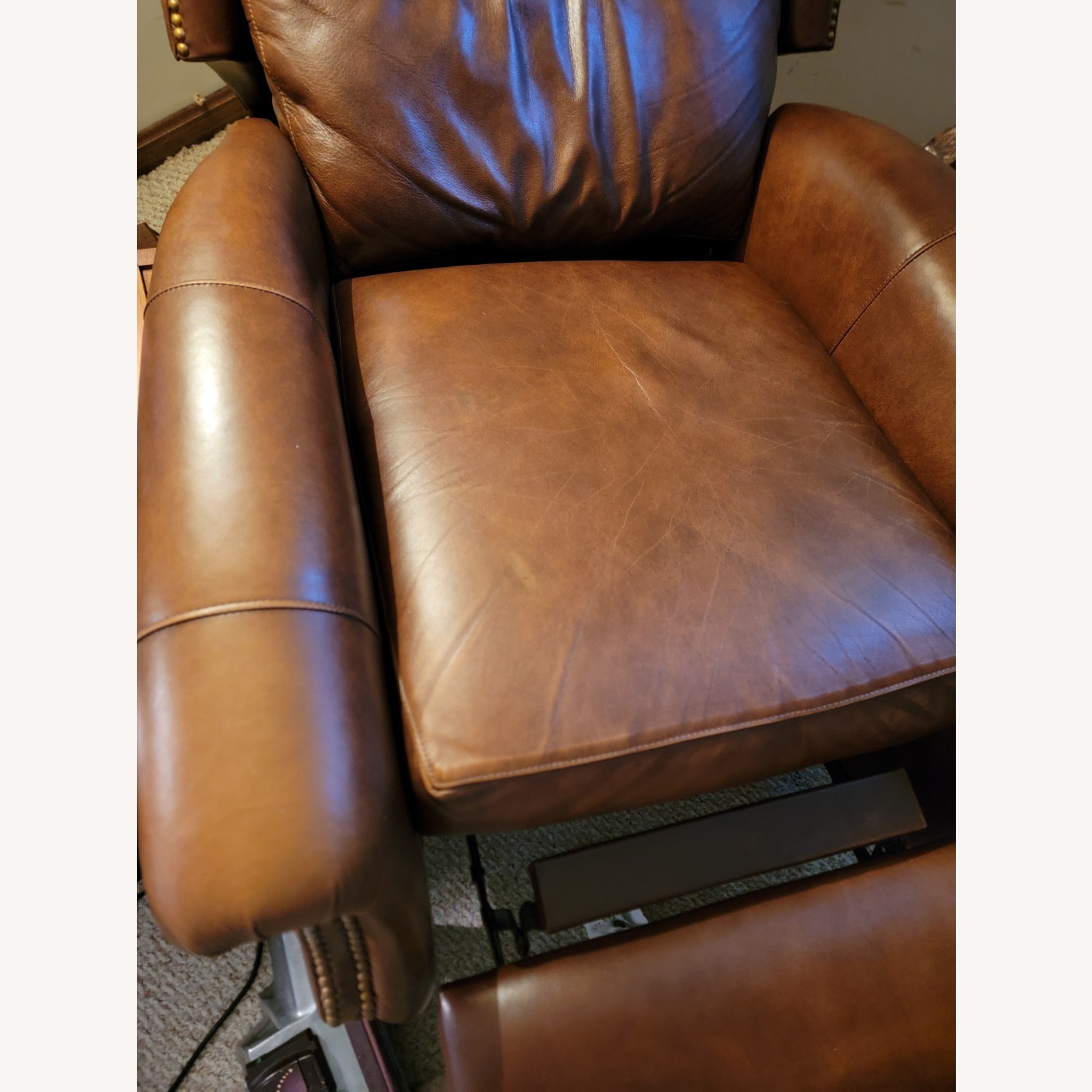 Motioncraft By Sherrill Leather Recliner - image-2