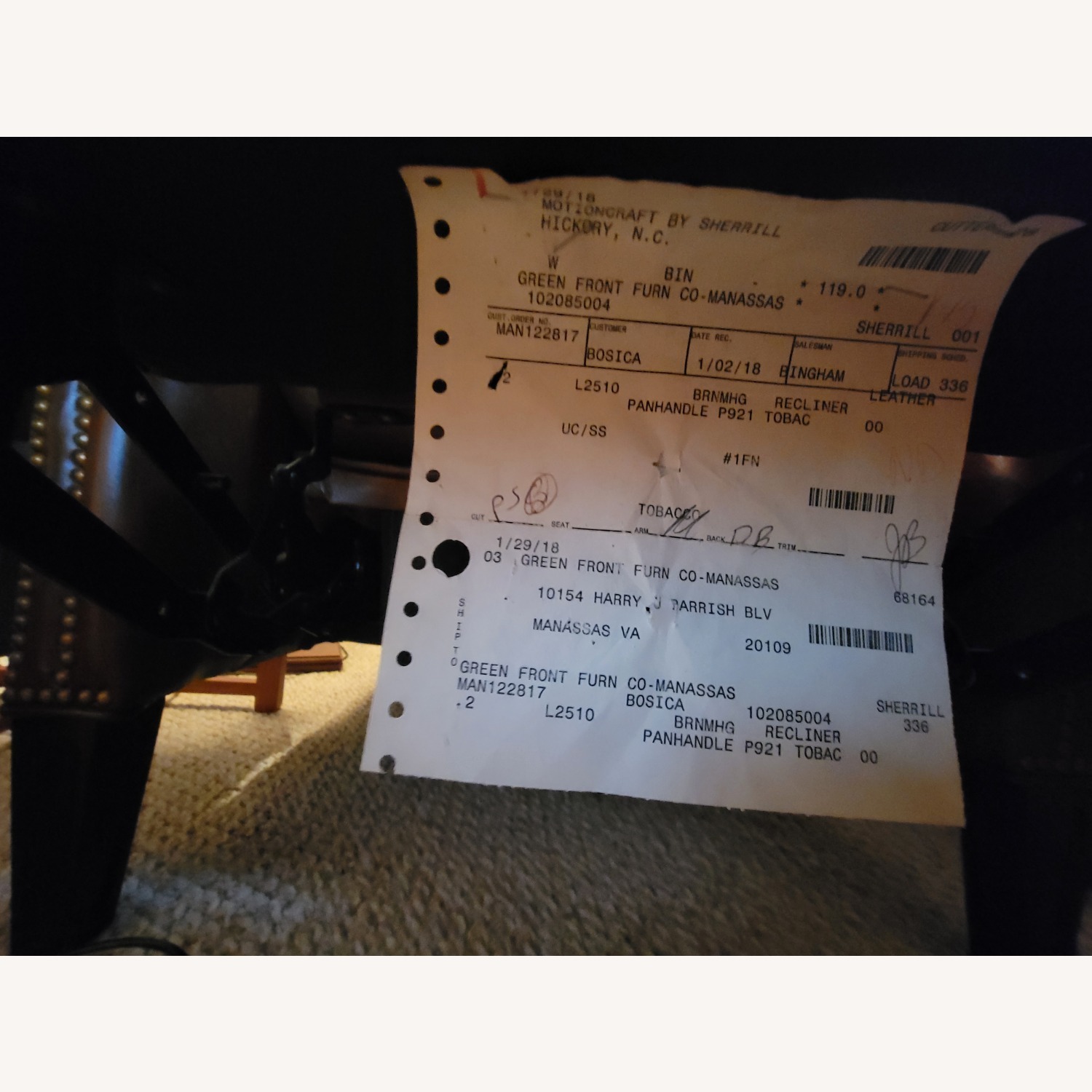 Motioncraft By Sherrill Leather Recliner - image-6