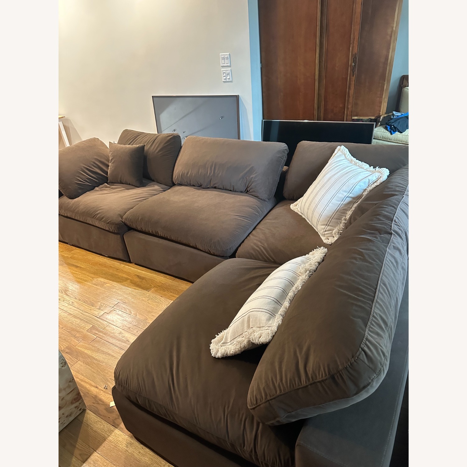 Dark BrownMeridian Dark Brown 4 Piece Sectional - image-1